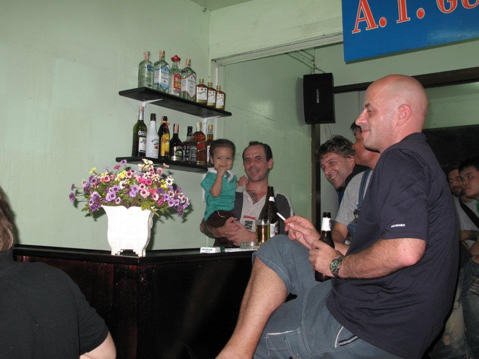 A.T Guesthouse Bangkok Esterno foto